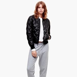 Aritzia 🏁 TNA l League Black Cropped Bomber Puffer
